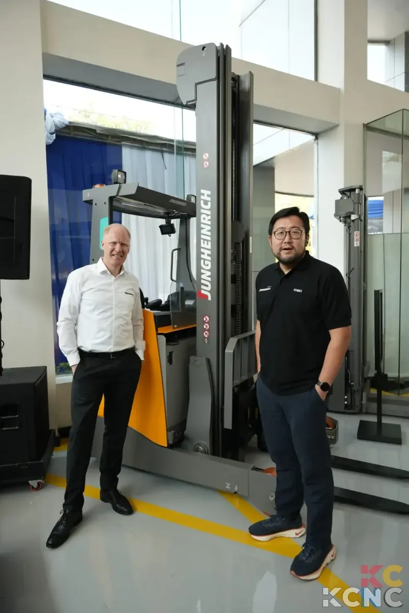 Kobexindo Perluas Solusi Pergudangan dengan Sistem Otomasi dan Forklift Listrik Jungheinrich