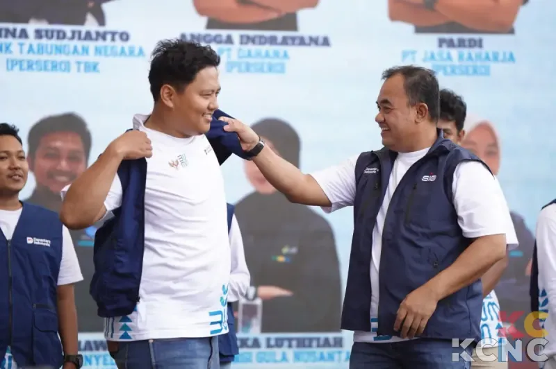 SIG Gandeng Relawan dan Warga Lestarikan Mangrove serta UMKM Pesisir Probolinggo