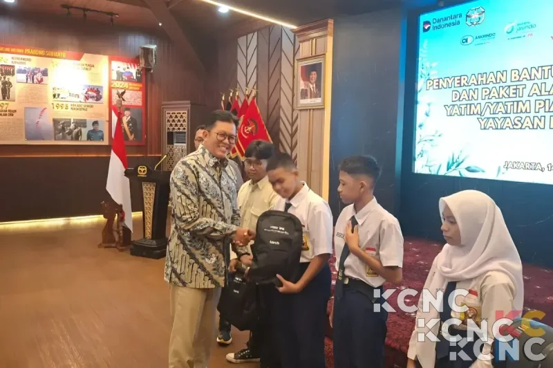 Askrindo Salurkan Bantuan Pendidikan untuk Ratusan Anak Prajurit TNI AD yang Gugur dalam Tugas Negara
