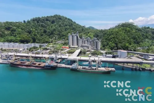 Tembus Pasar Eropa, SIG Perdana Ekspor 11.275 MT Semen ke Reunion Island, Prancis